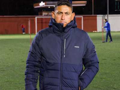 Siamo subito accolti dal presidente, il 45enne Giuseppe Milella, originario di Palese. �Sono stato sempre appassionato di calcio - ci racconta � ma soprattutto sono legato a questo territorio e ritenevo assurdo che il rione non avesse pi� una sua squadra. Cos� ho deciso di fondarne una con il sogno di portare il quartiere l� dove non � mai arrivato nella sua storia: in Eccellenza�